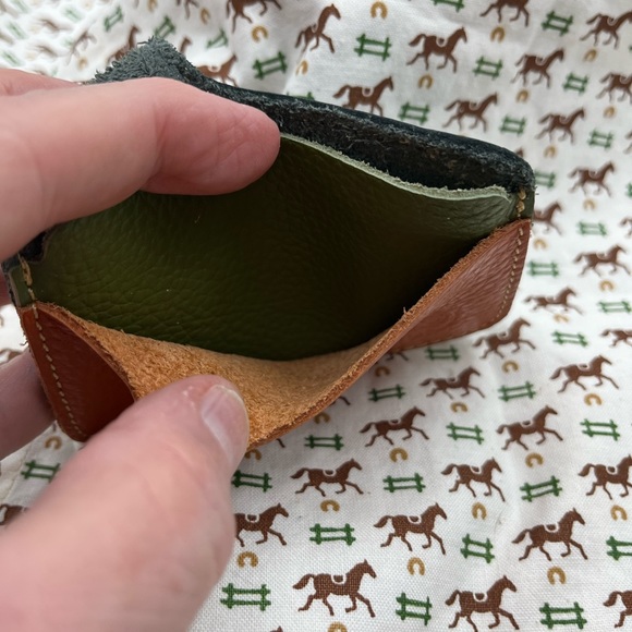 5201-AAT Leather Business Mini Credit Card Holder Green, Blue, Orange New - Picture 4 of 9